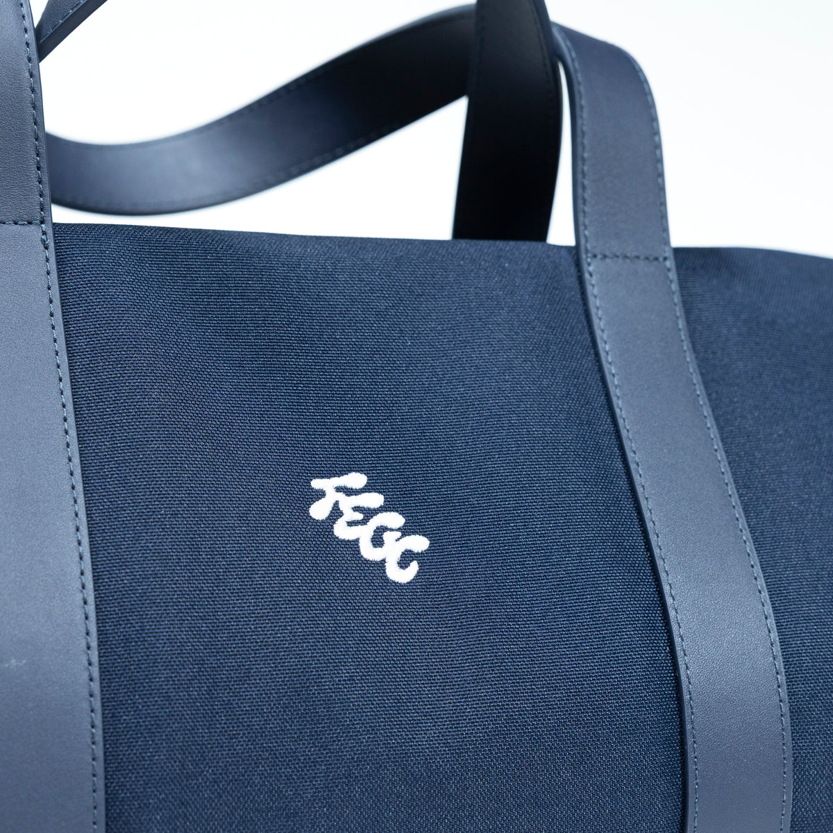 Fried Egg Golf Club and Holderness & Bourne Marston Duffel Bag - Navy