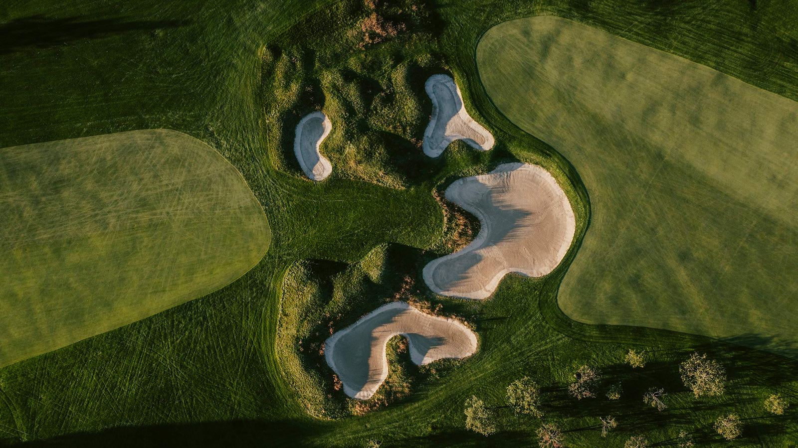 Somerset Hills - No. 9 - The Great Hazard