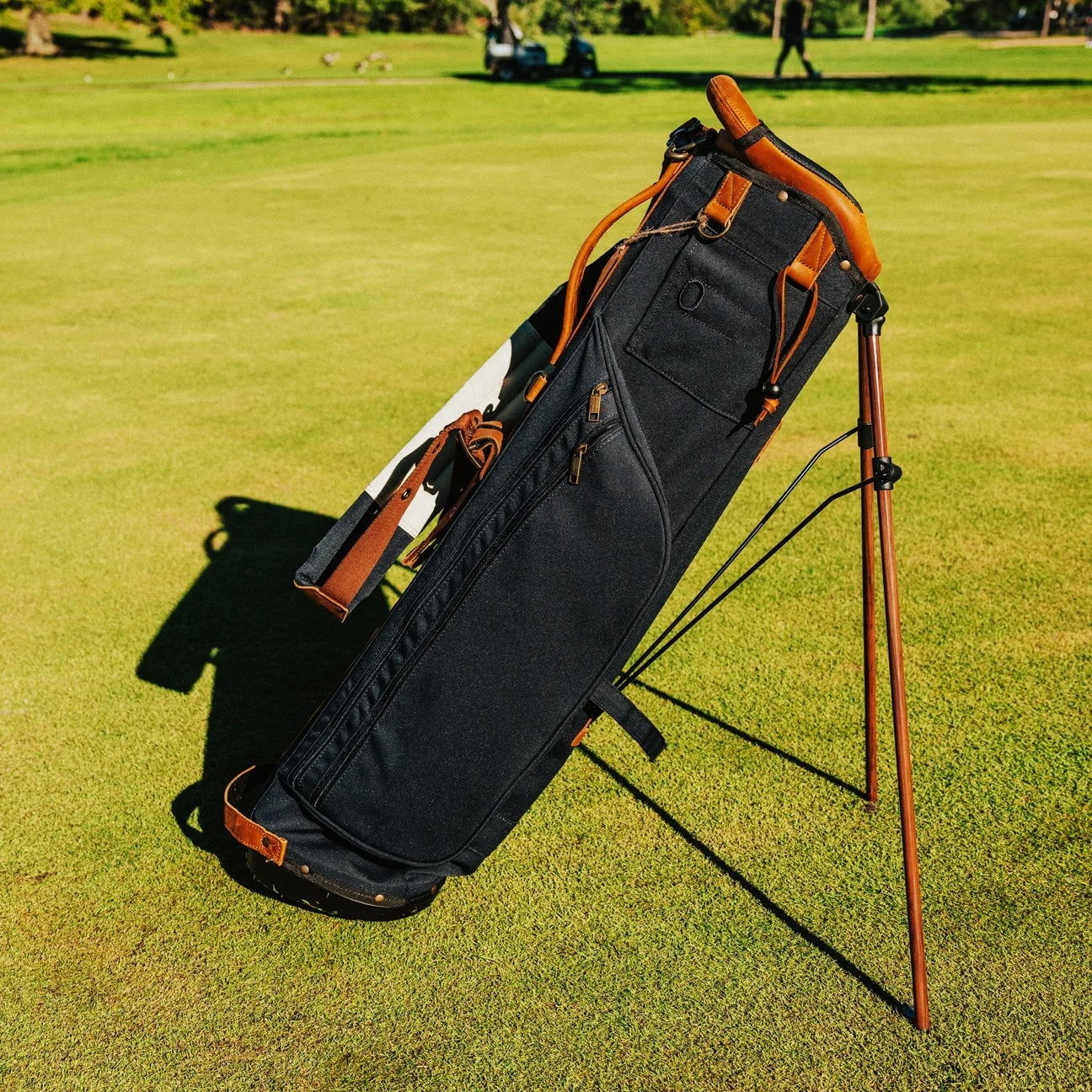 Fried Egg Golf Club & Shapland Sunday Golf Bag 4.0 - Navy