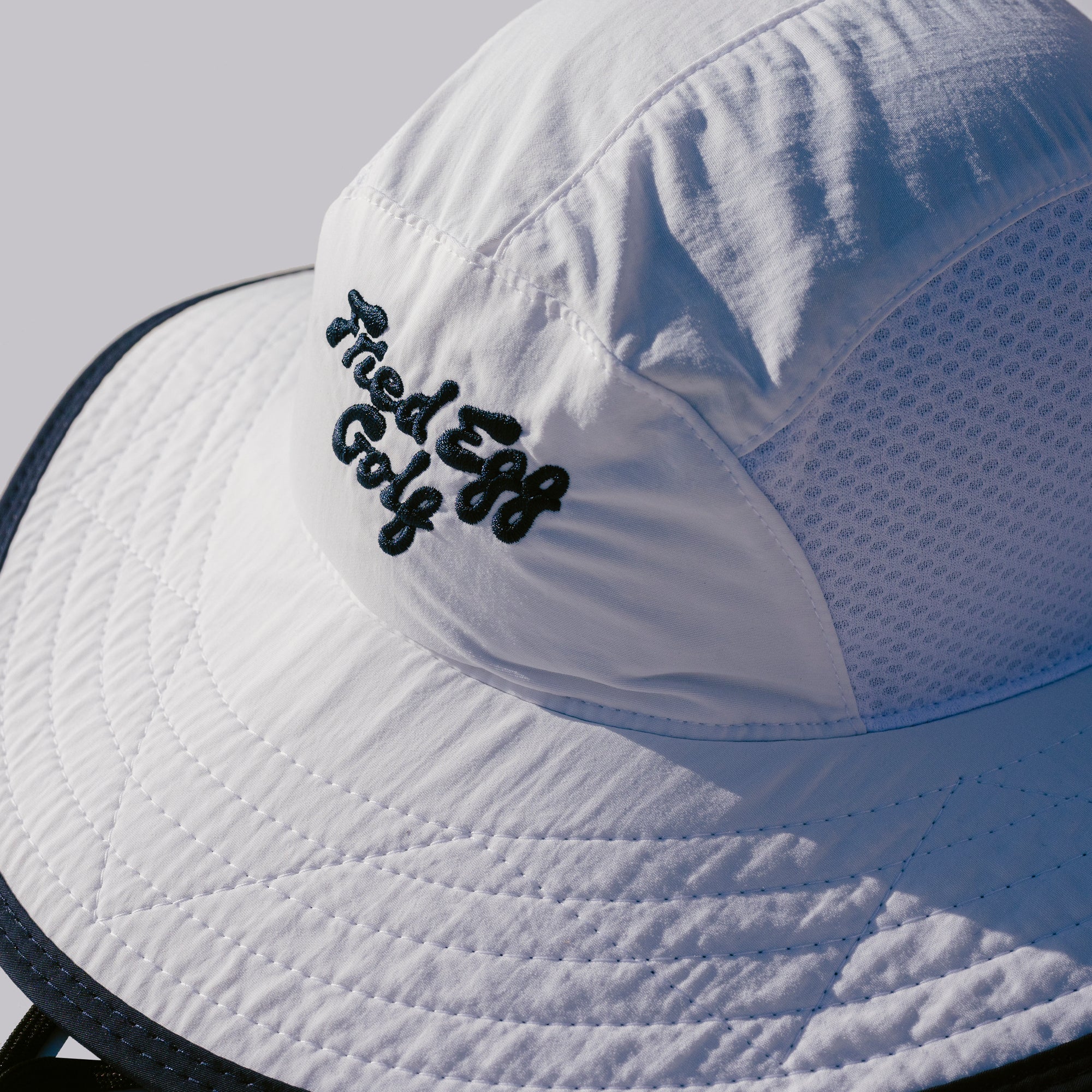 Fried Egg Golf Sun Protection Hat - White/Navy